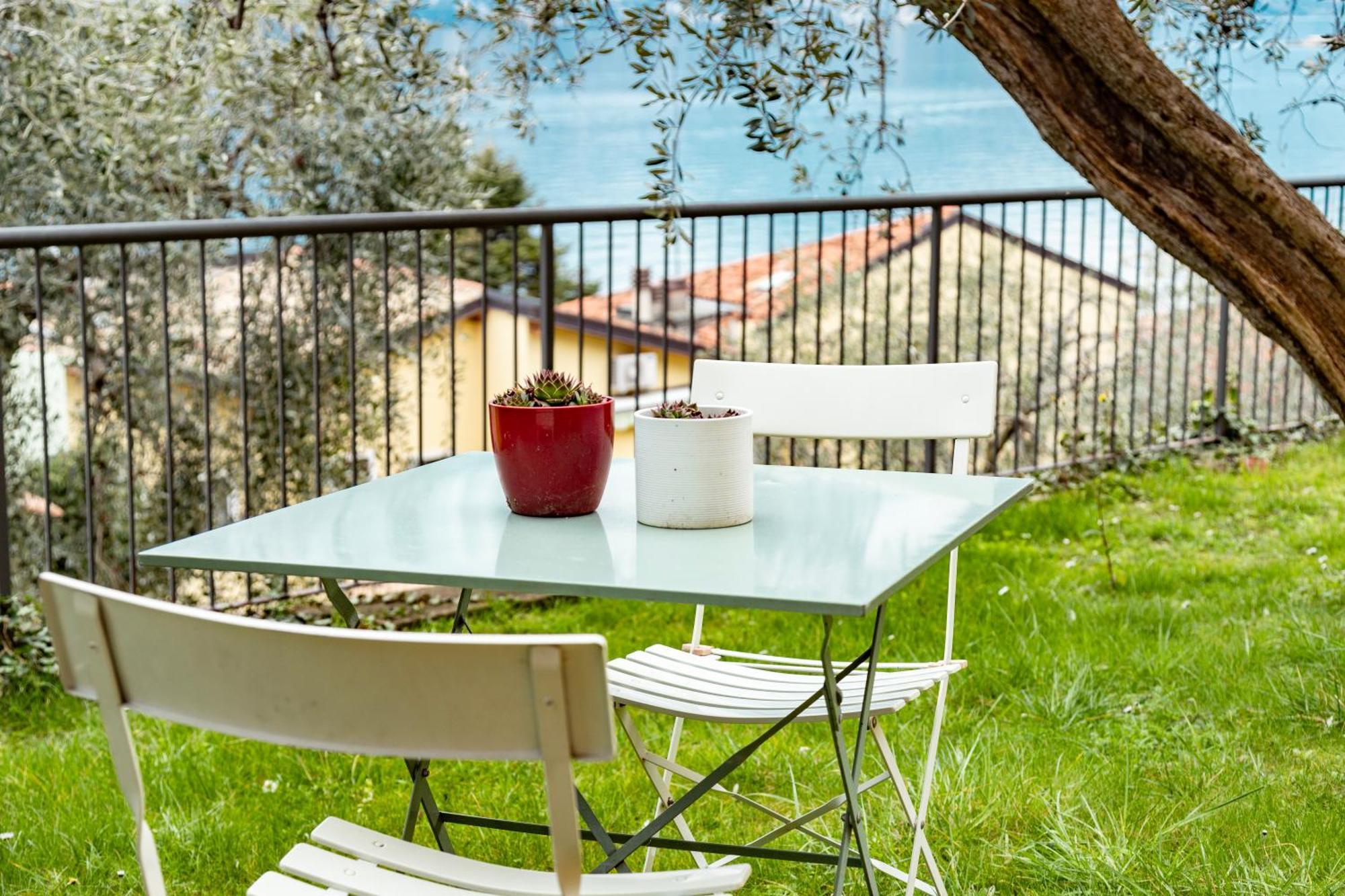 Ca De L'Angelon -- Vittoria House Villa Brenzone sul Garda Exterior photo