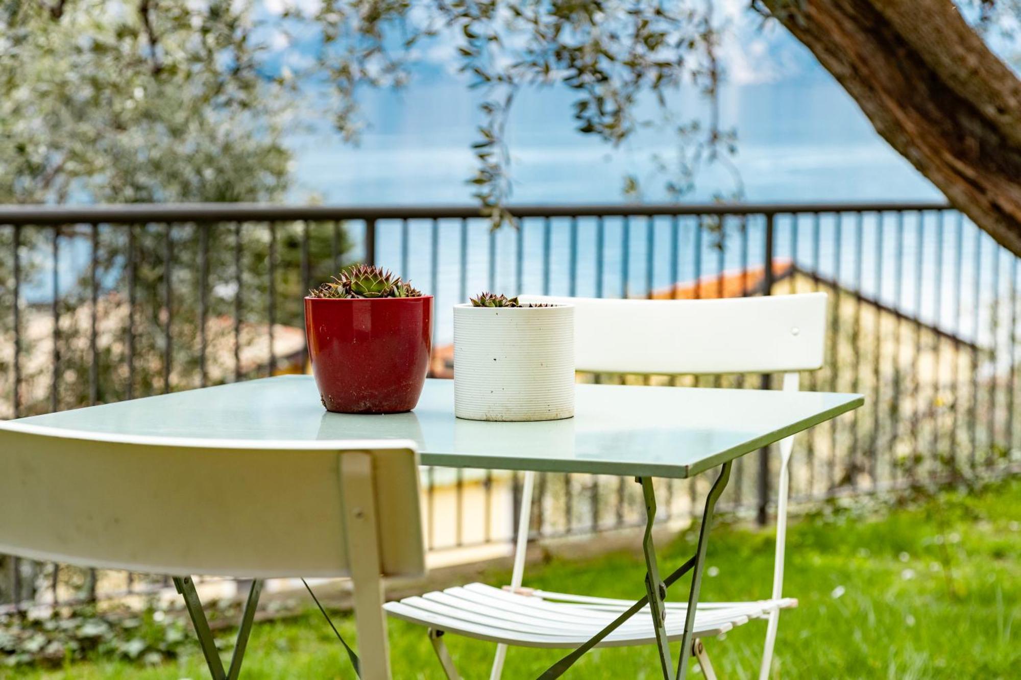 Ca De L'Angelon -- Vittoria House Villa Brenzone sul Garda Exterior photo